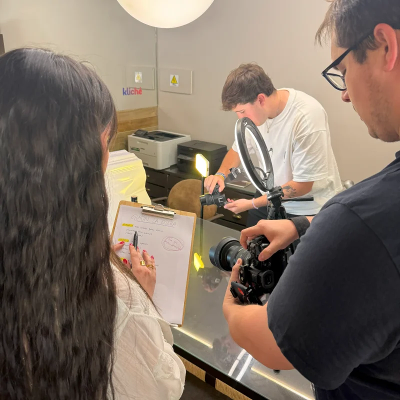 Servicio de creación de contenido audiovisual por Kliché Marketing y Publicidad - Servicios de marketing en Granada