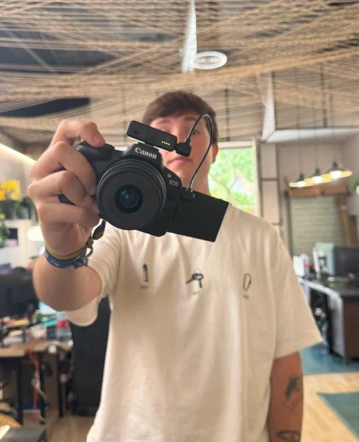 Servicios de fotografía por Kliché Marketing y Publicidad - Estrategia de producción audiovisual en Granada